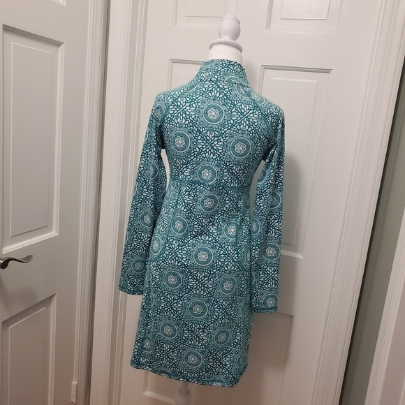 Soybu Green & White Patterned Mock Neck 1/4 zip up athlesiure Dress Size Sm. - Picture 5 of 10